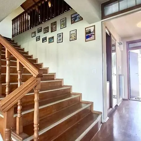 Kambala House - Sea View, Pool & Comfort