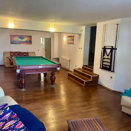 Kambala House - Sea View, Pool & Comfort
